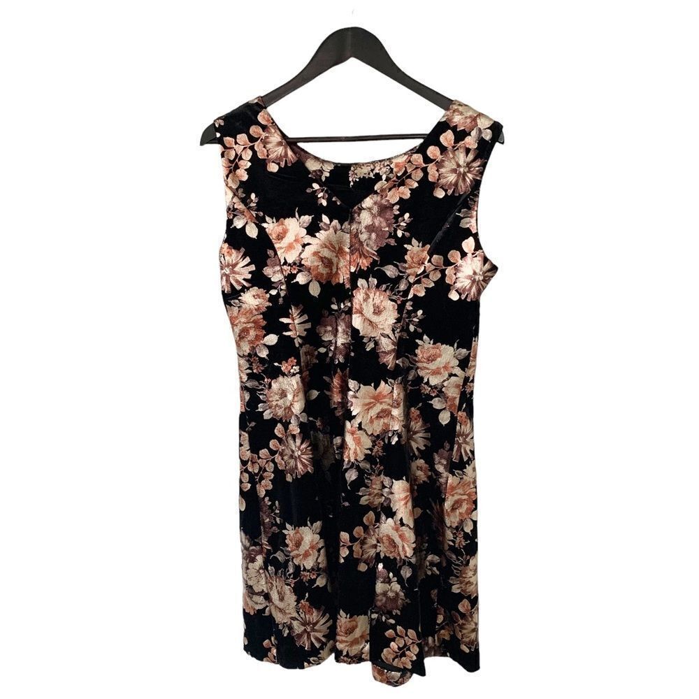 Beige by ECI Black‎ Gold Floral Fit & Flare Cocktail Dress 6